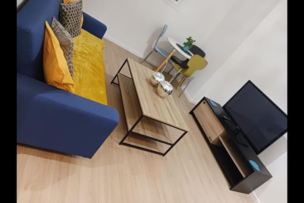 Tres Beau 2 Pieces A نيس المظهر الخارجي الصورة